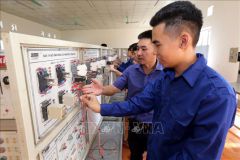 Vna Potal Truong Trung Cap Nghe Ly Tu Trong Ha Tinh Dao Tao Nghe Cho 950 Hoc Sinh 102847999 Stand