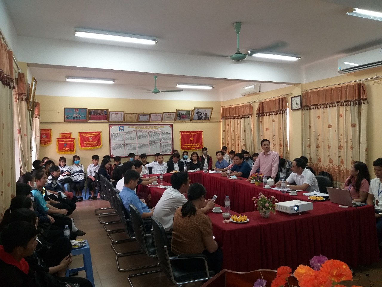 Trải nghiệm định hướng nghề nghiệp cho học sinh THCS
