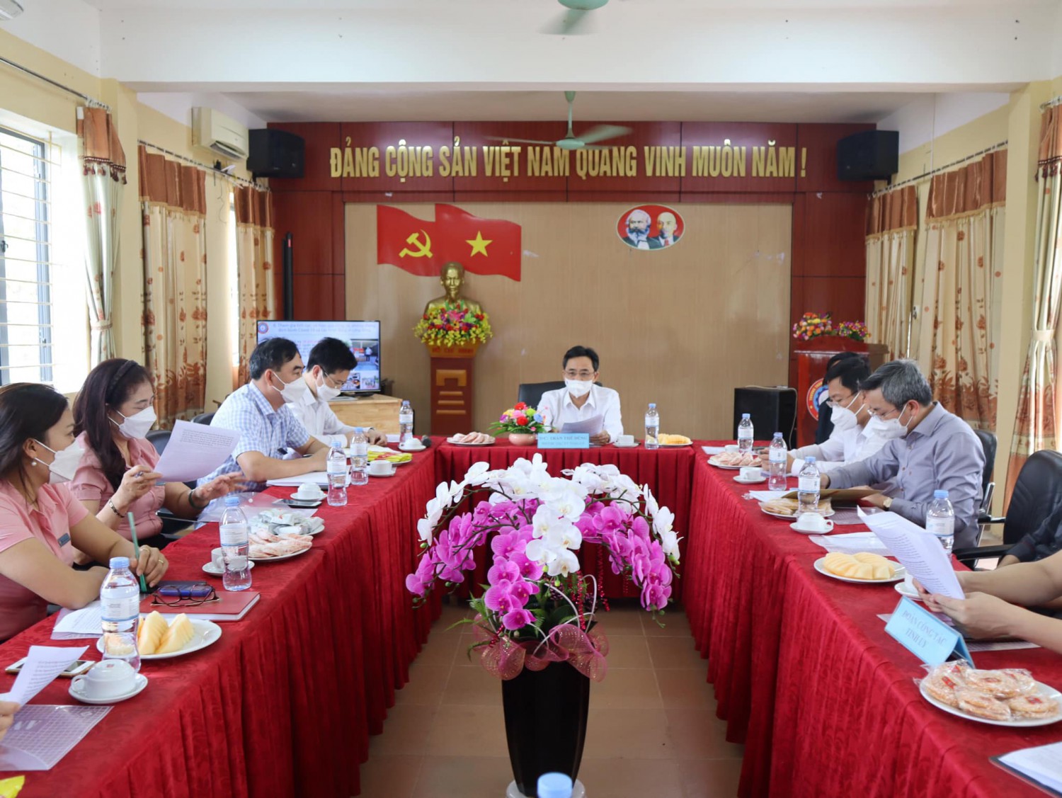 Sáng ngày 7/4/2022, đc Trần Thế Dũng - Phó Bí thư Thường trực Tỉnh ủy cùng đoàn công tác thăm và làm việc với Trường Trung cấp nghề Lý Tự Trọng.
